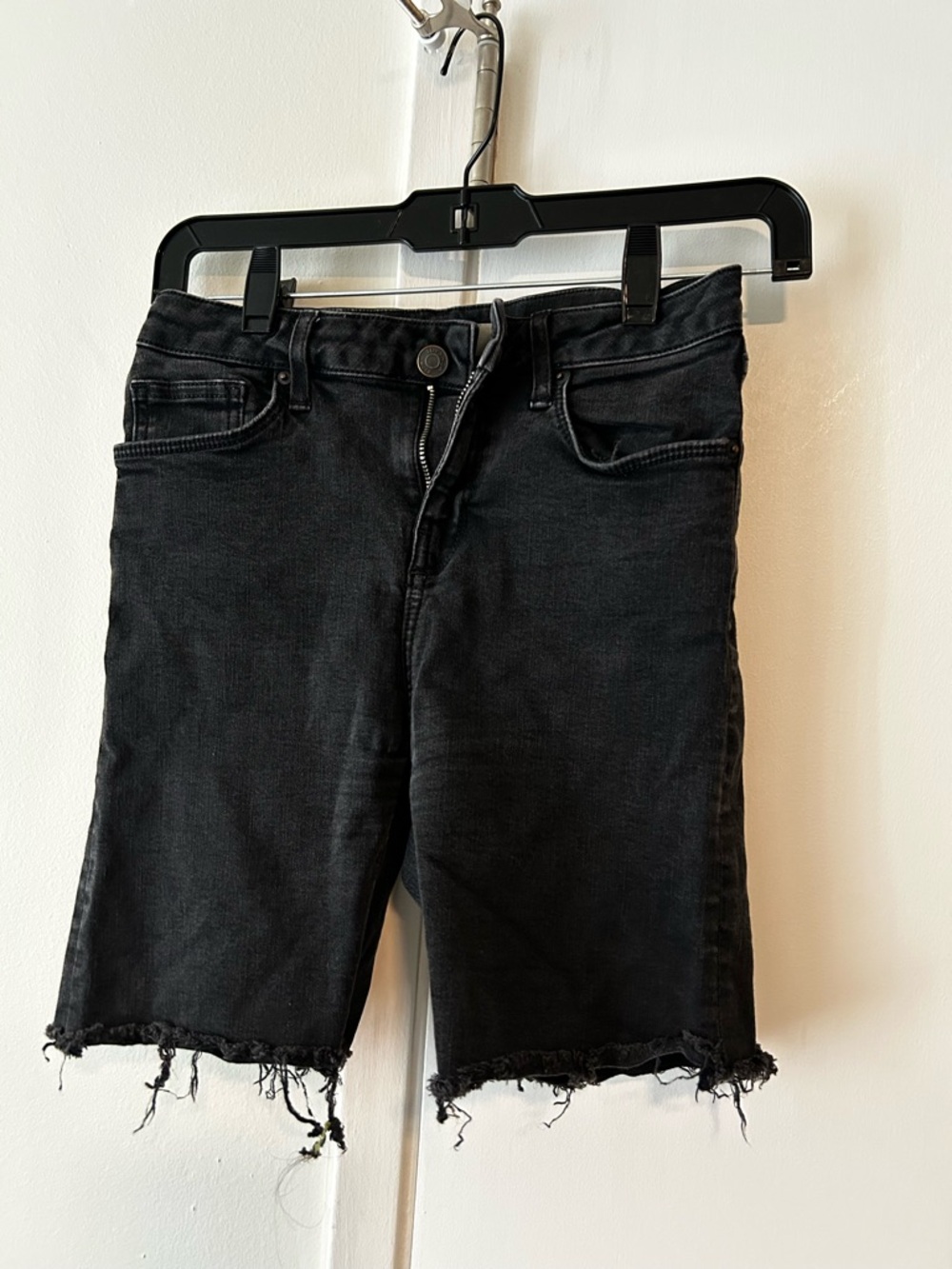 Topshop “Jamie” Black Raw Hem Stretch Denim Bermuda Shorts - 28